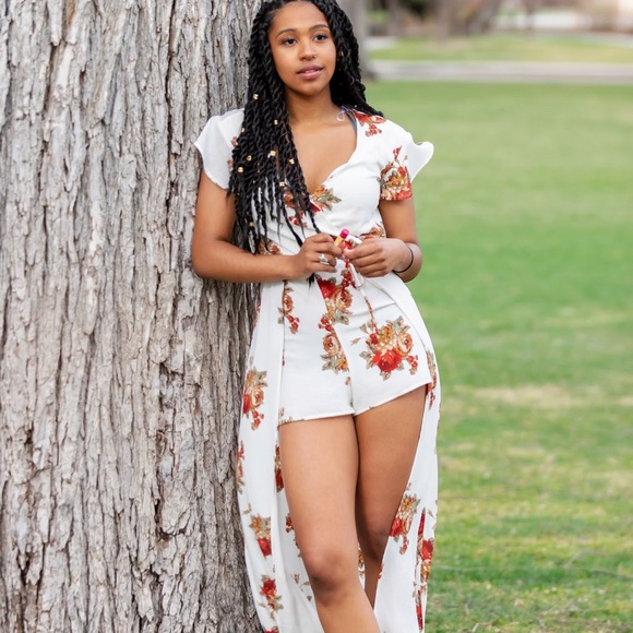 High-Low Floral Romper - Picture 6 of 6